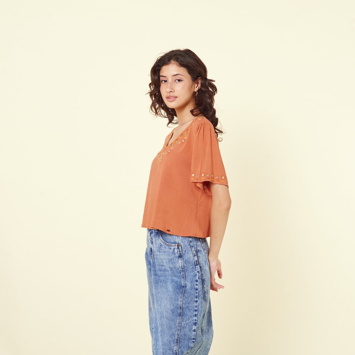 Blusa Enza Terracota