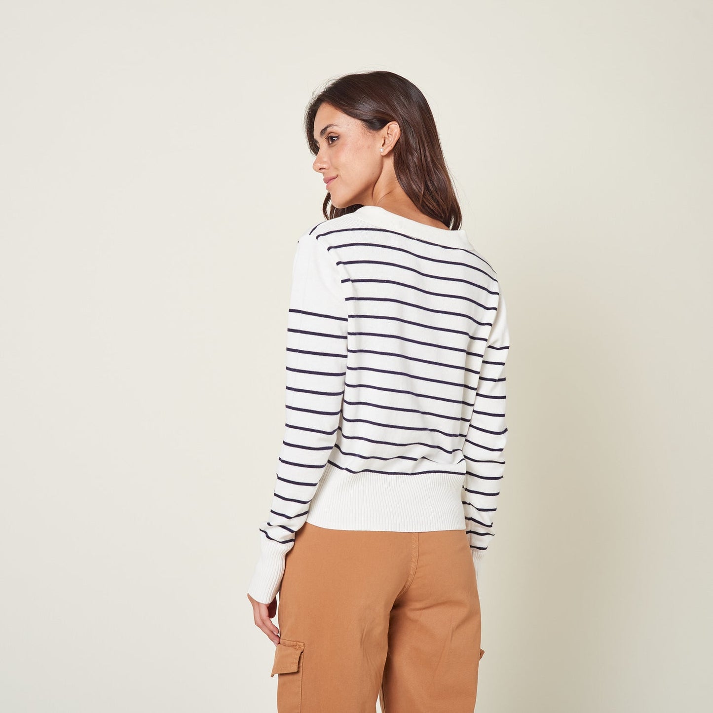 Chompa Preppy Hueso