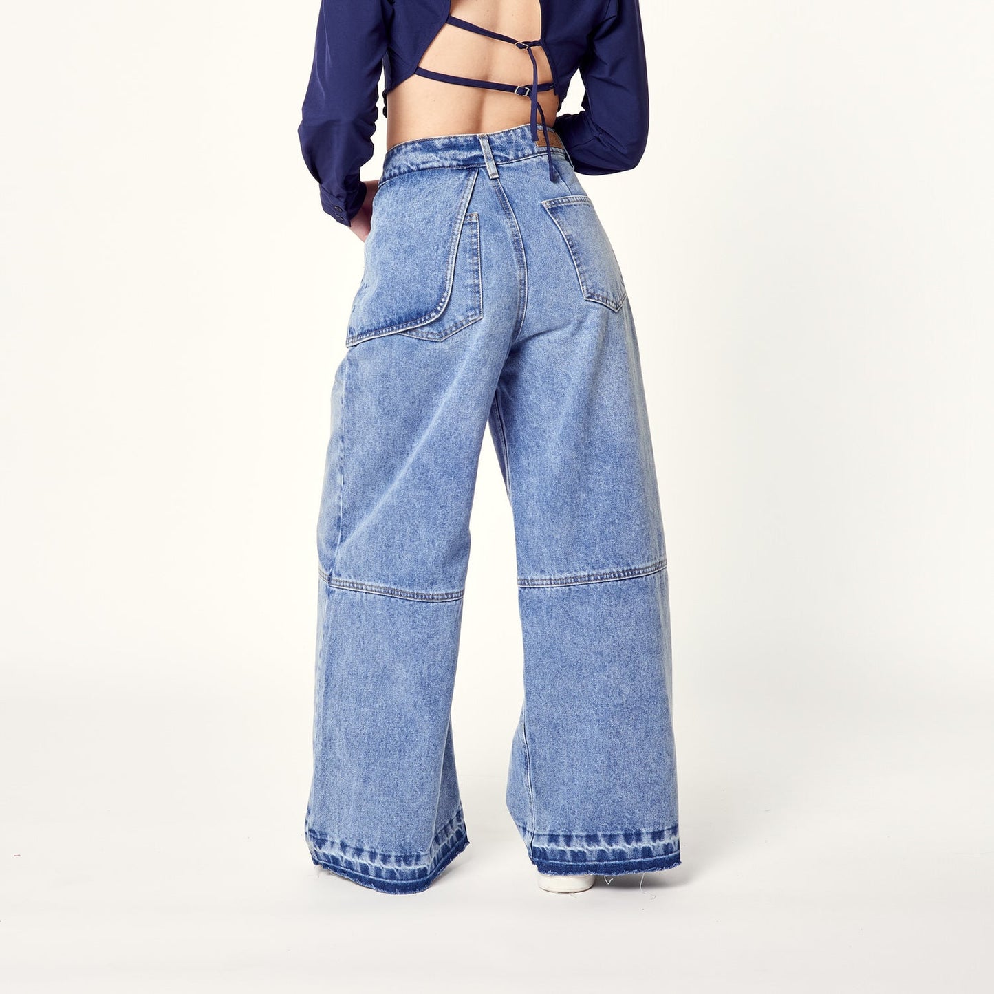 Jean Akira Azul